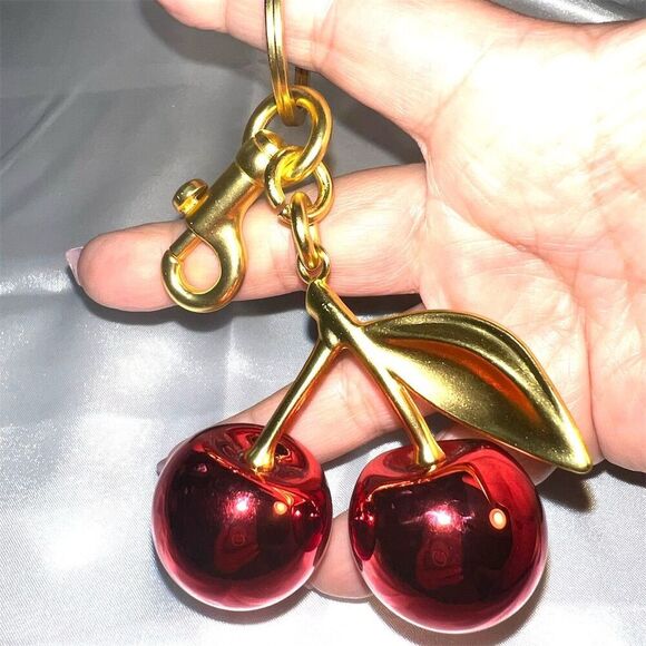 Chic Red Cherry Keyring with Gold-Plated Accents for Women - Picture 3 of 4